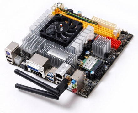 ZOTAC M880G-ITX WiFi (AMD Turion� II Neo K625) [M880GITX-A-E]